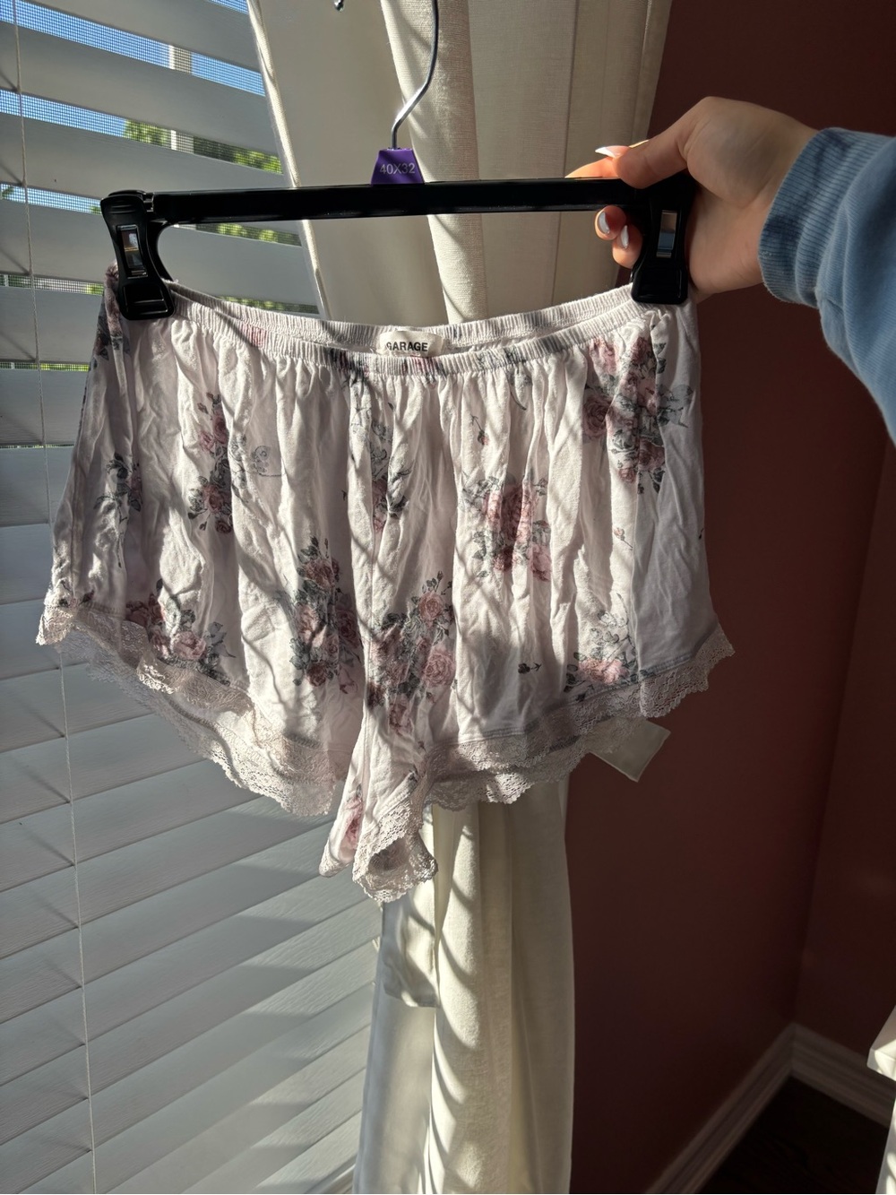 Garage White Floral Lace-Trim Sleep Shorts
